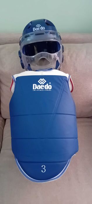 Colete e capacete para HAPKIDO/TAEKWONDO