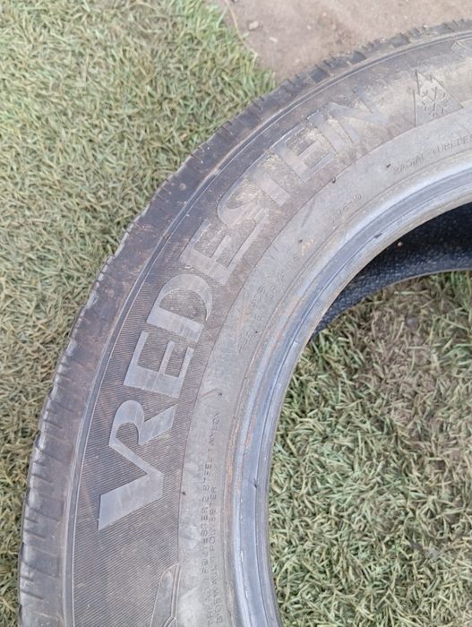 Z0192 opony zimowe vredestein snowtrac 3 195/65R15