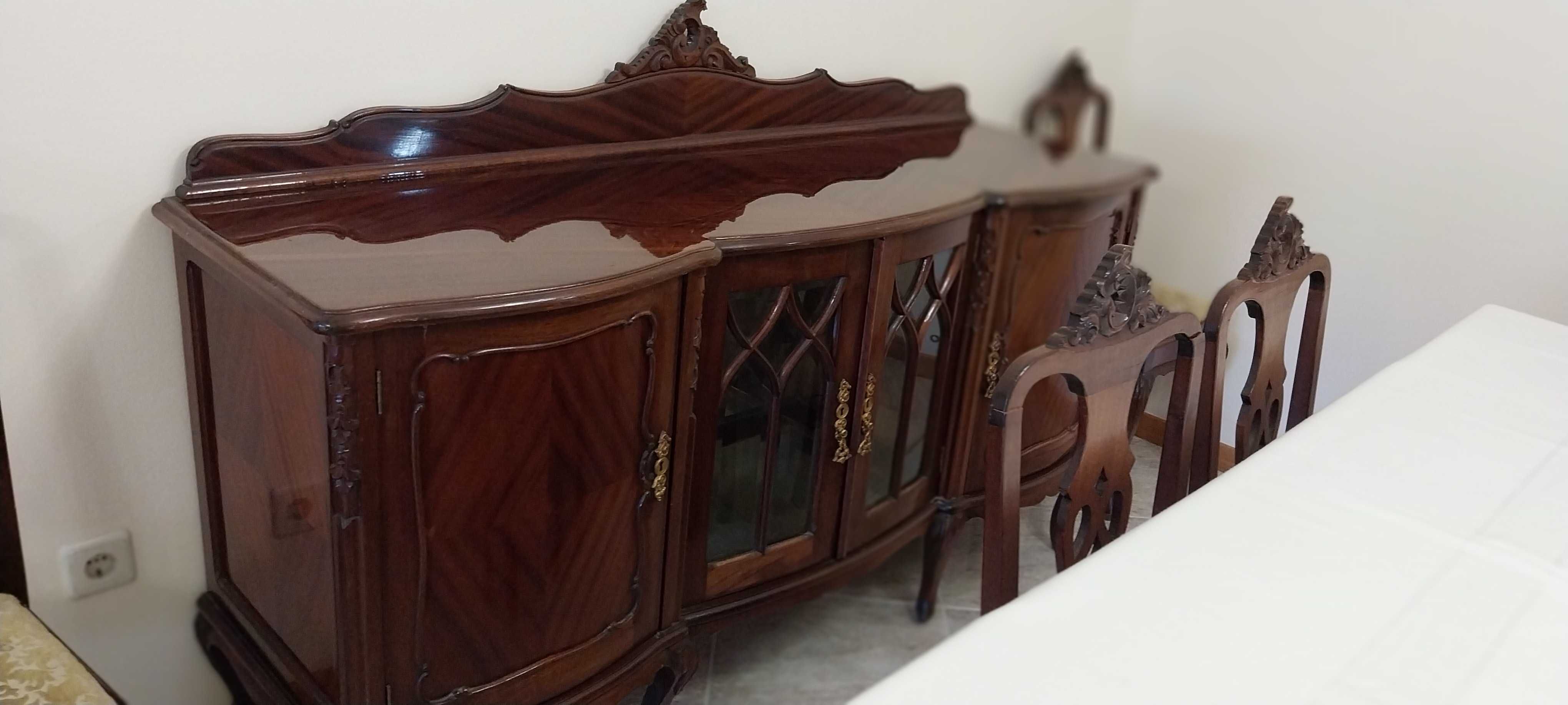 Mobília de sala de jantar vintage
