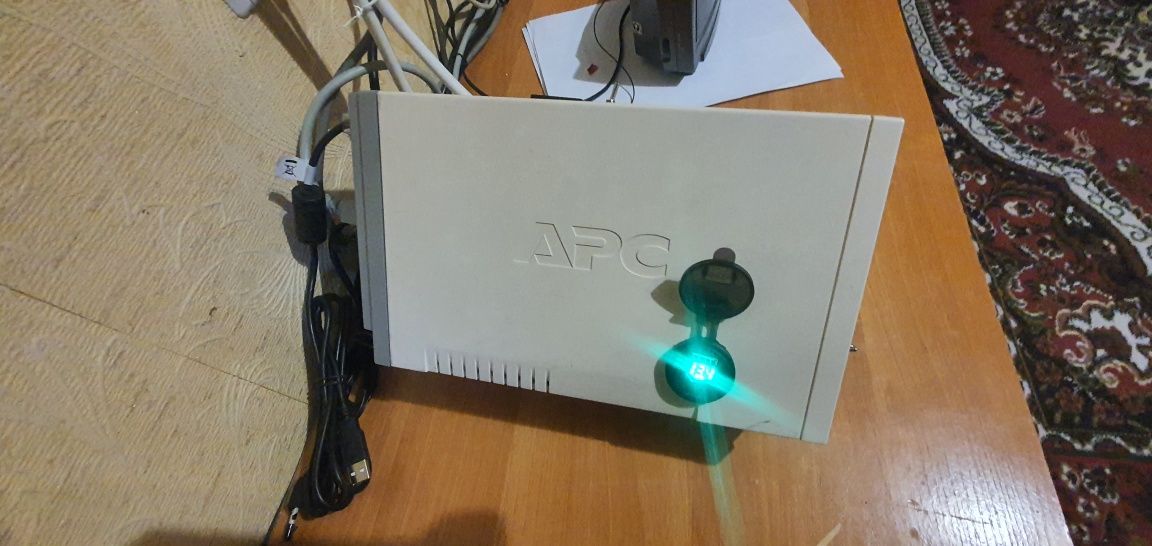 перероблений ДБЖ APC Back-UPS 500CS