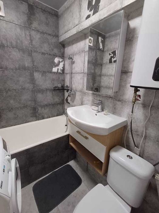 Продам 2кв. Новые Дома Дворец Спорта с капремонтом (404405)