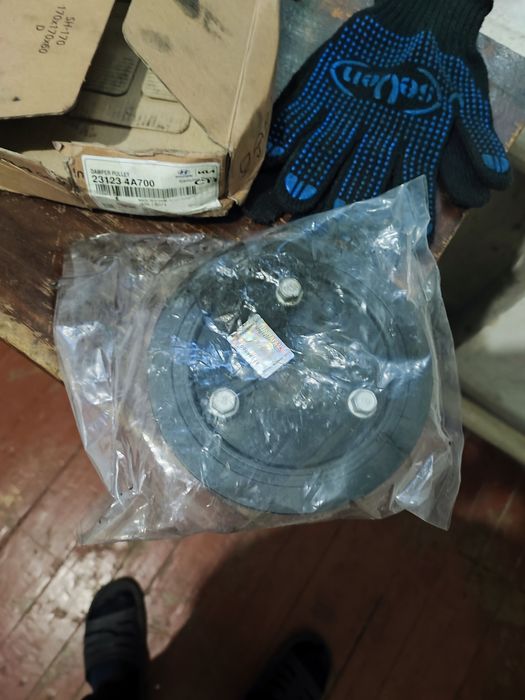 Шкiв колiнвала демпферний 231234A700 соренто