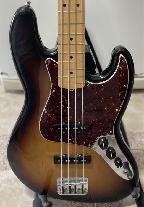 Fender Player Jazz Bass , Mexicano , como novo , cordas elixir  .