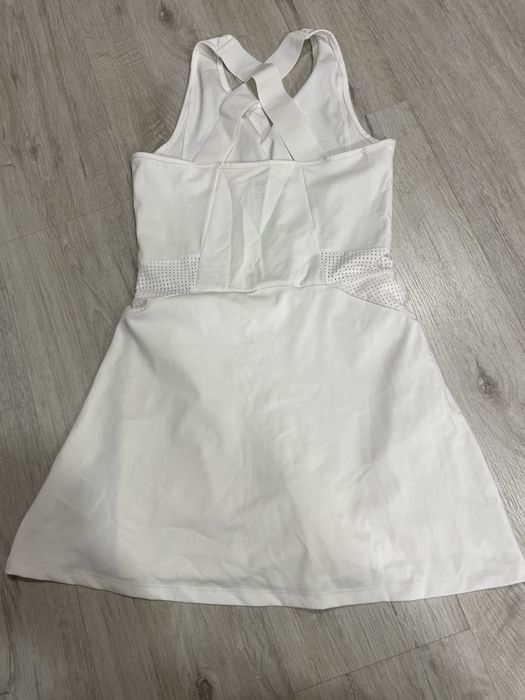 Сукня біла д/тенісу . Розмір S