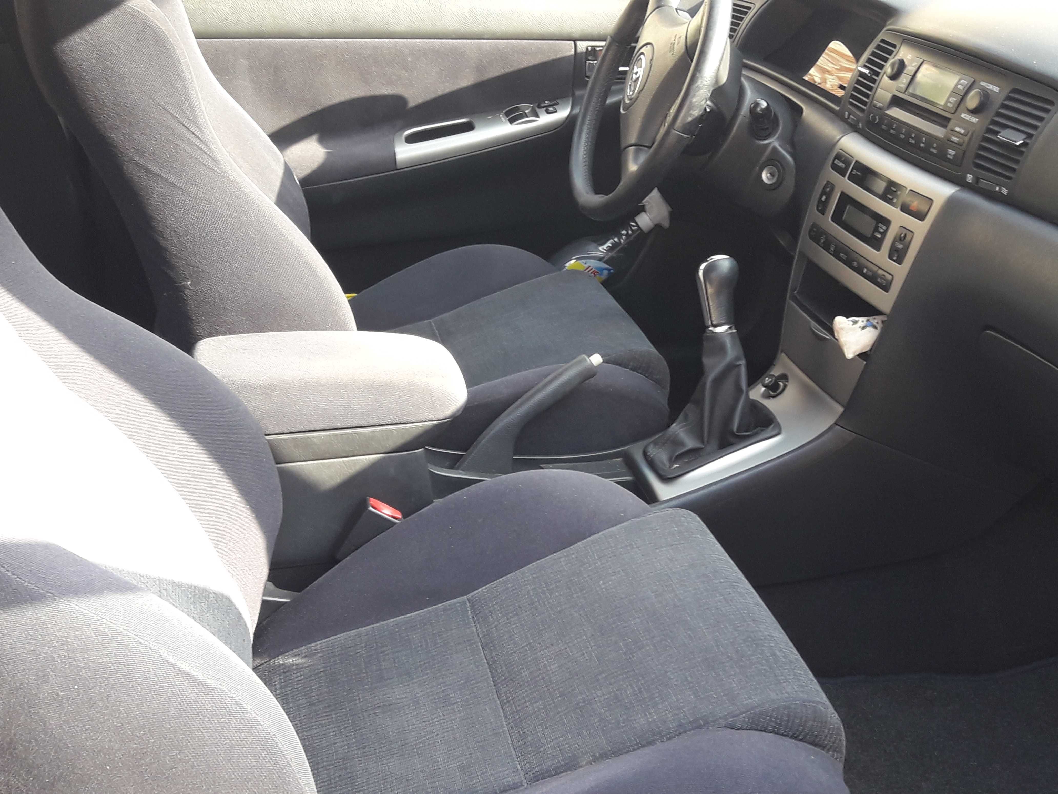 Toyota Corolla - 1.6 benzyna