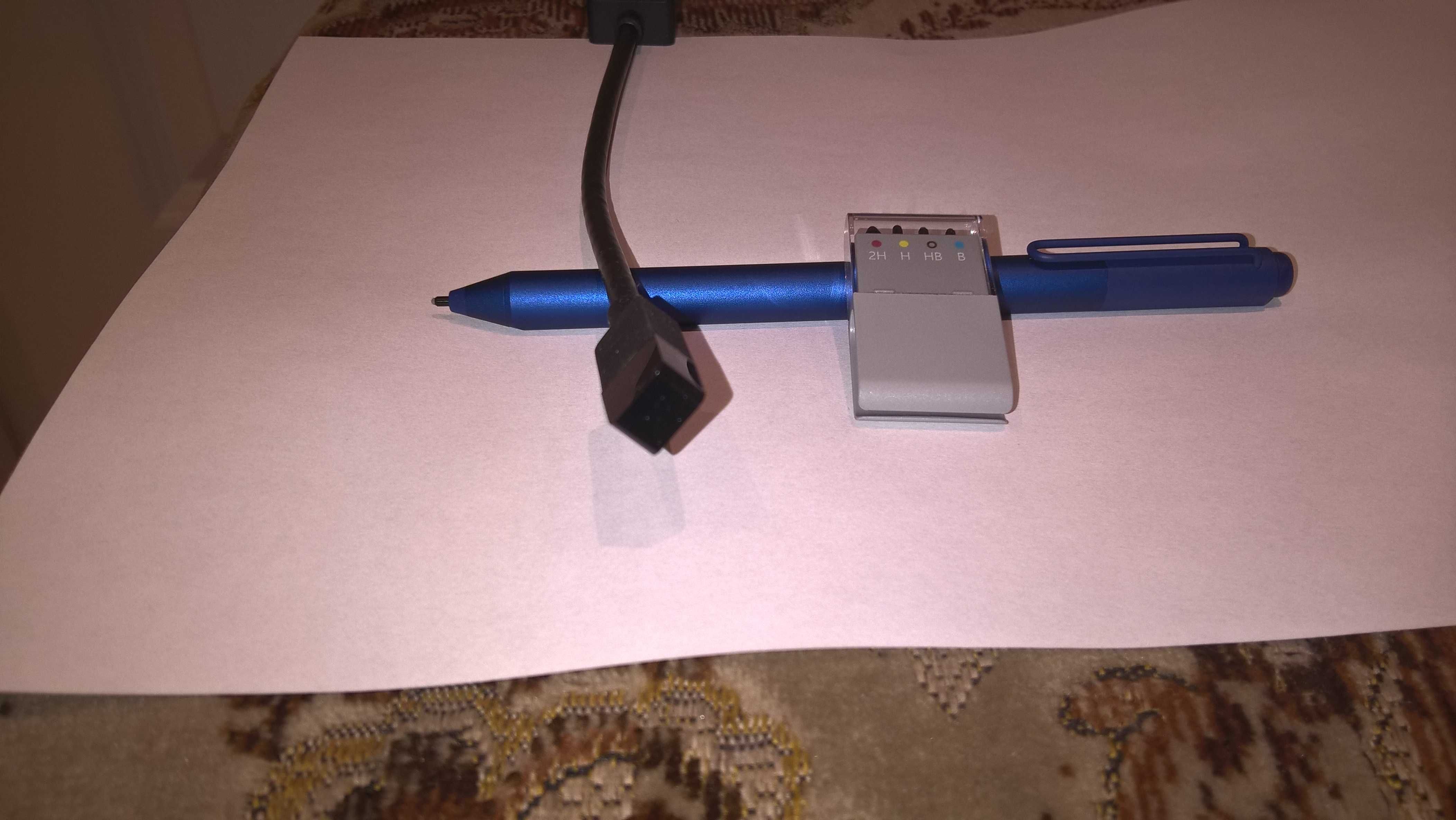 Oryginalny Adapter Mini DisplayPort — HDMI wprost od Microsoftu.