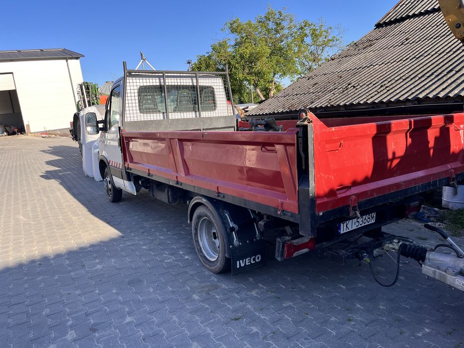 Wynajem minikoparki CAT 302.7CR wywrotki Iveco