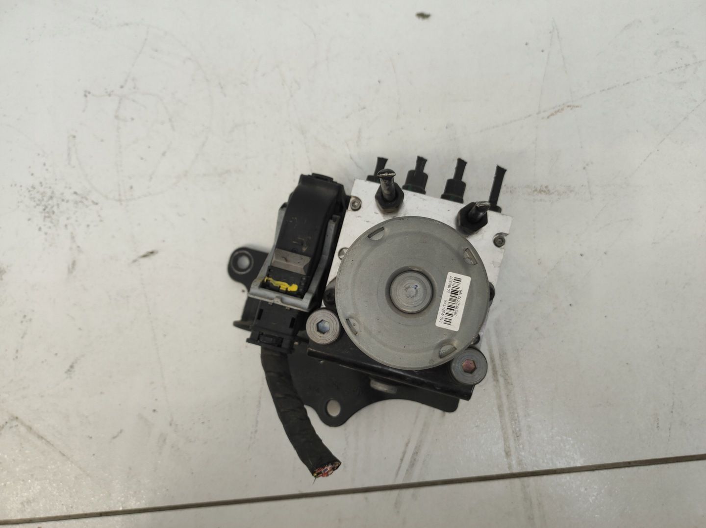 POMPA ABS HYUNDAI TUCSON III 3 LIFT 1.6 CRDI MANUAL