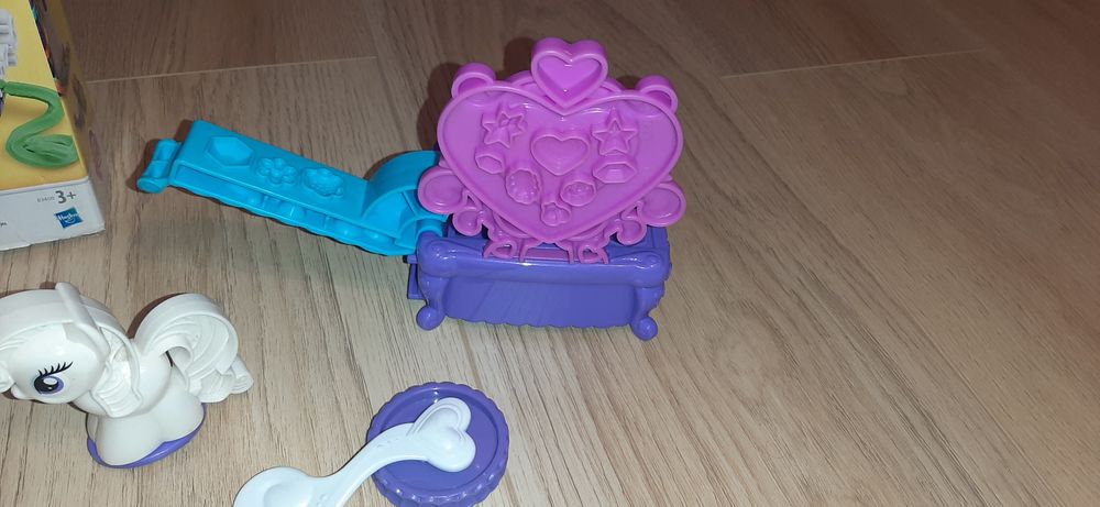 Play-Doh toaletka kucyka Pony