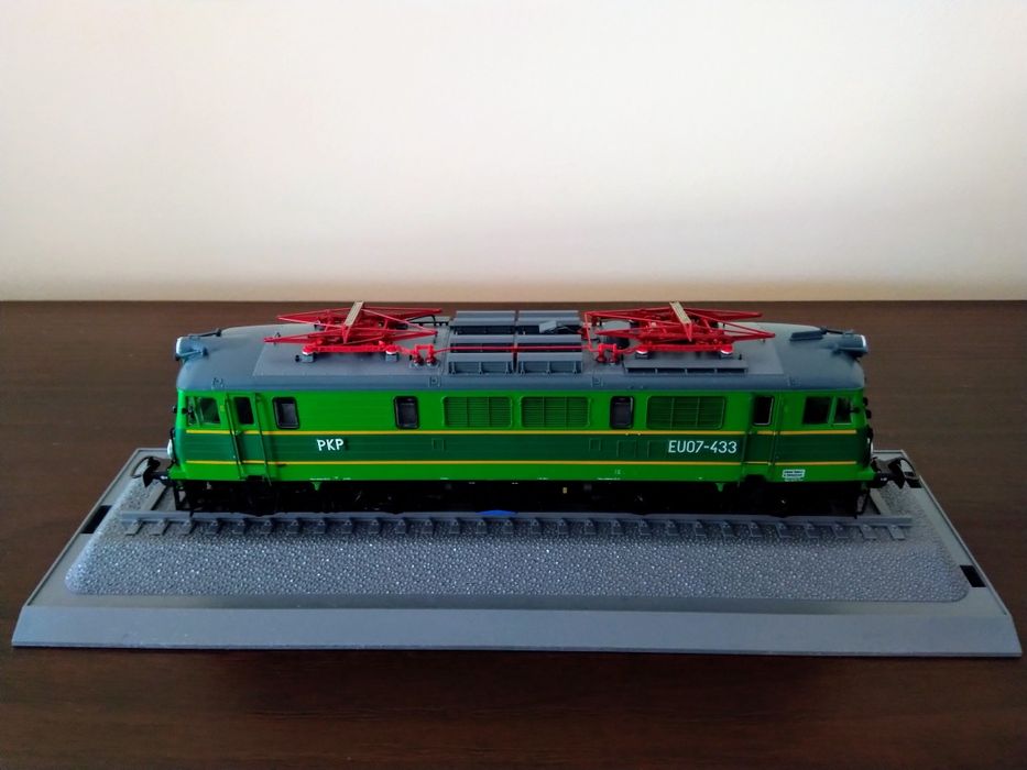 Elektrowóz EU07-433 PKP Ep. Vc (Schlesienmodelle 107022) Analog