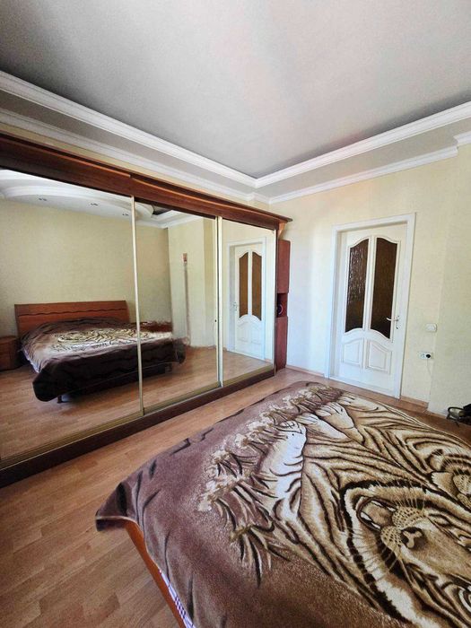 Продам 3к/кв з автономним опаленням вул.Незалежності/Титова