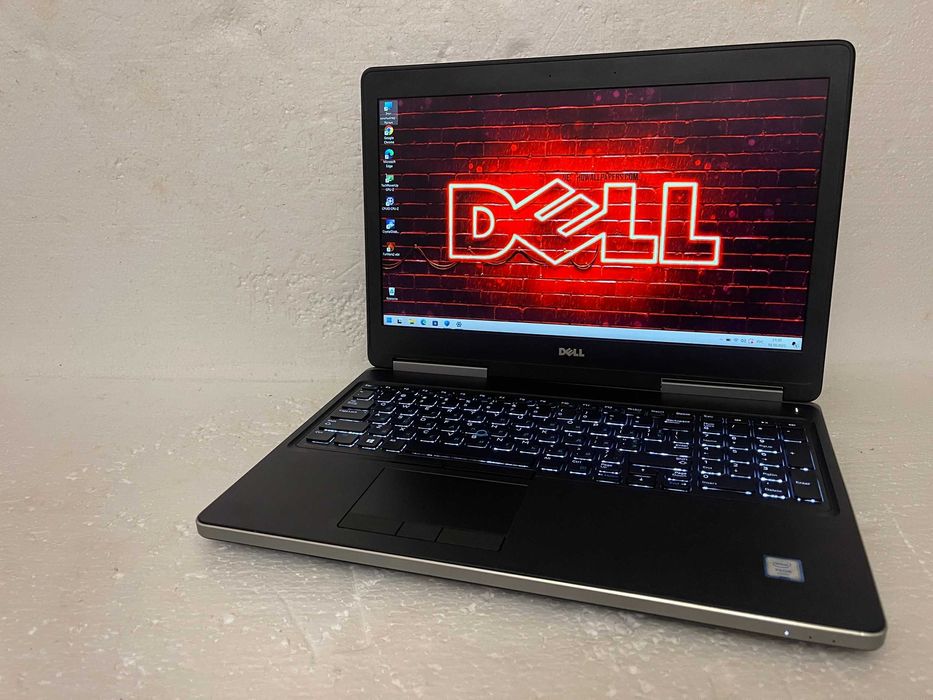 Игровой DELL 7520 + (Intel XEON на 8" ЯДЕР) + 32 ГБ RAM + Видео (4 ГБ)