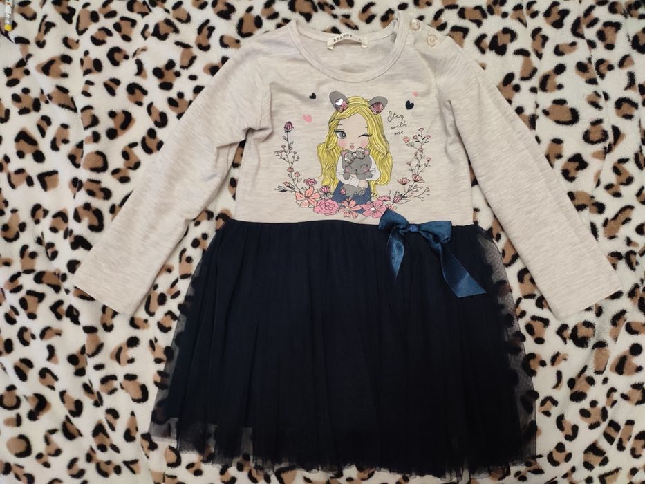 Продам нарядне плаття на дівчинку 2 роки