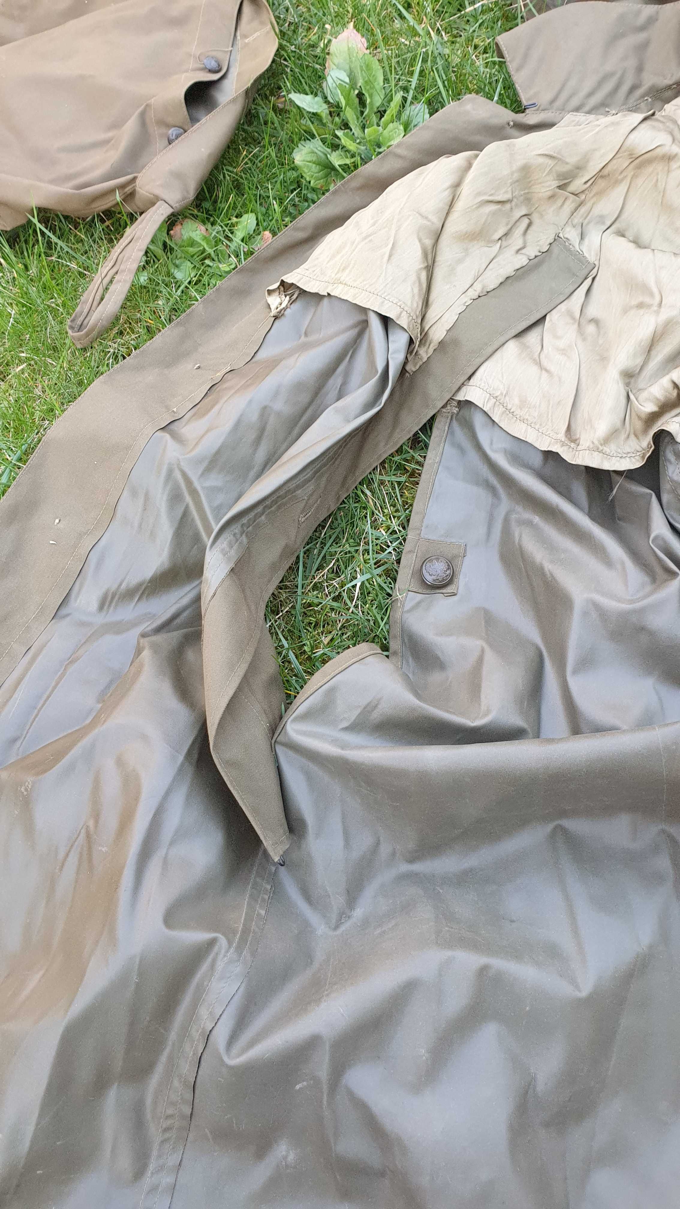 płaszcz narzuta wojskowa przeciwdeszczowa z sakiewką wędkarska