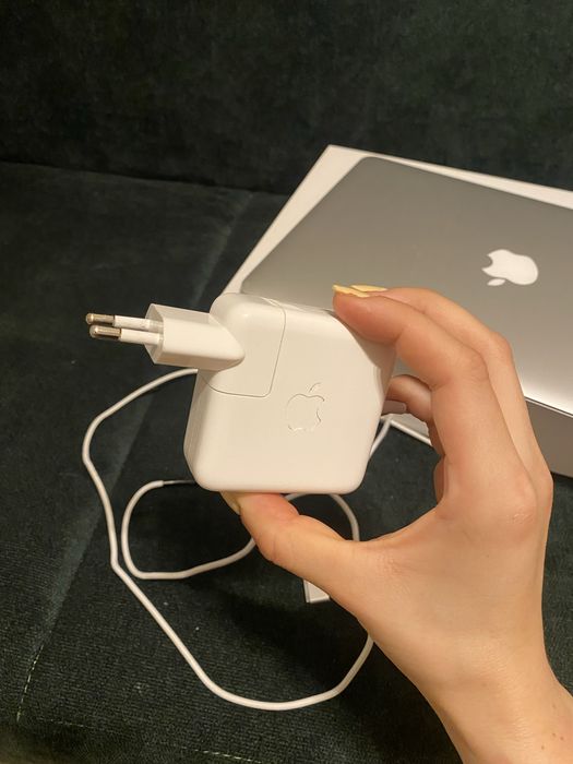 MacBook Air 13” – Model A1466 - do negocjacji