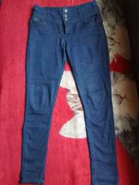 Spodnie damskie SKINNY rozmiar M/L.