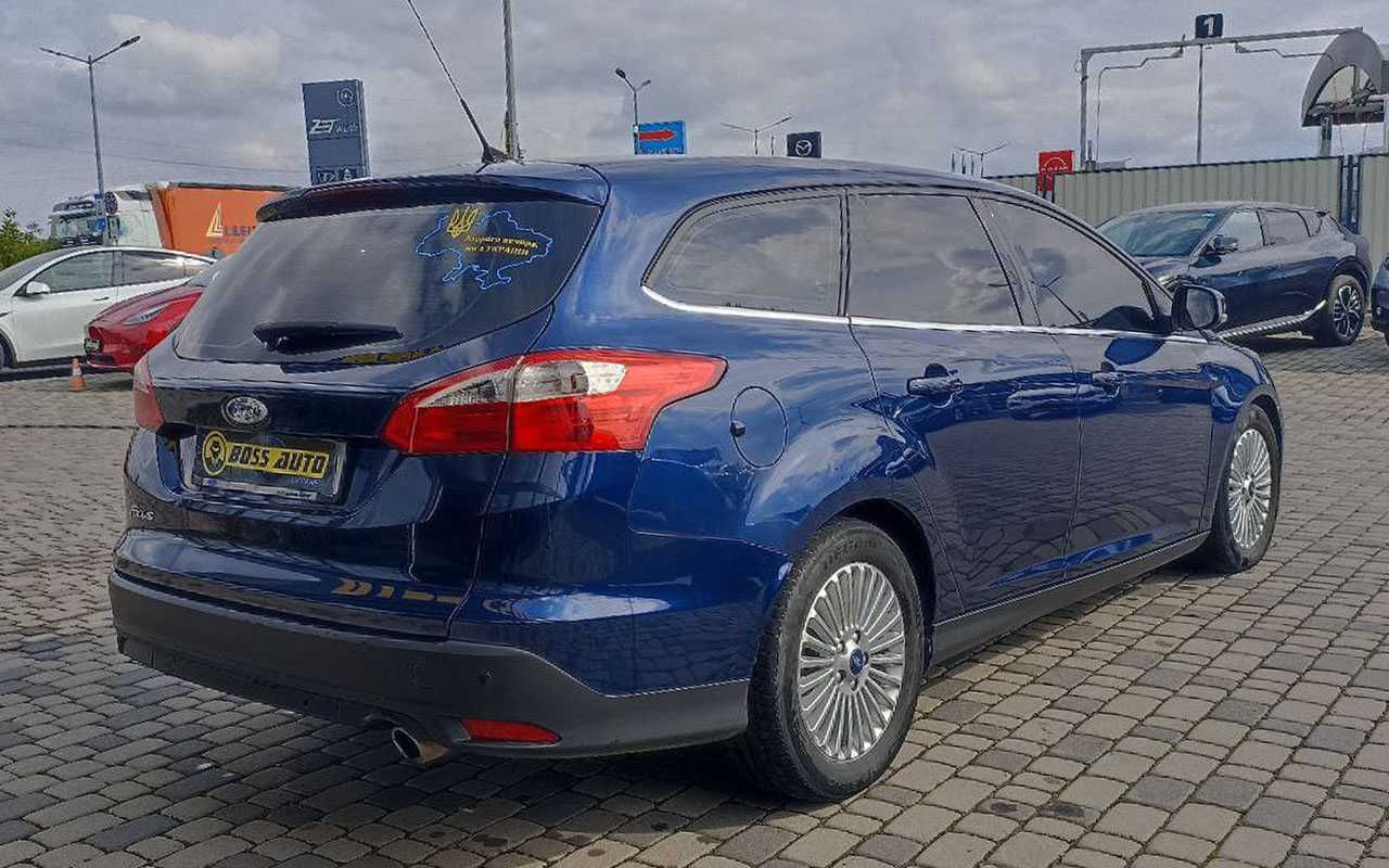 Ford Focus 2012 року