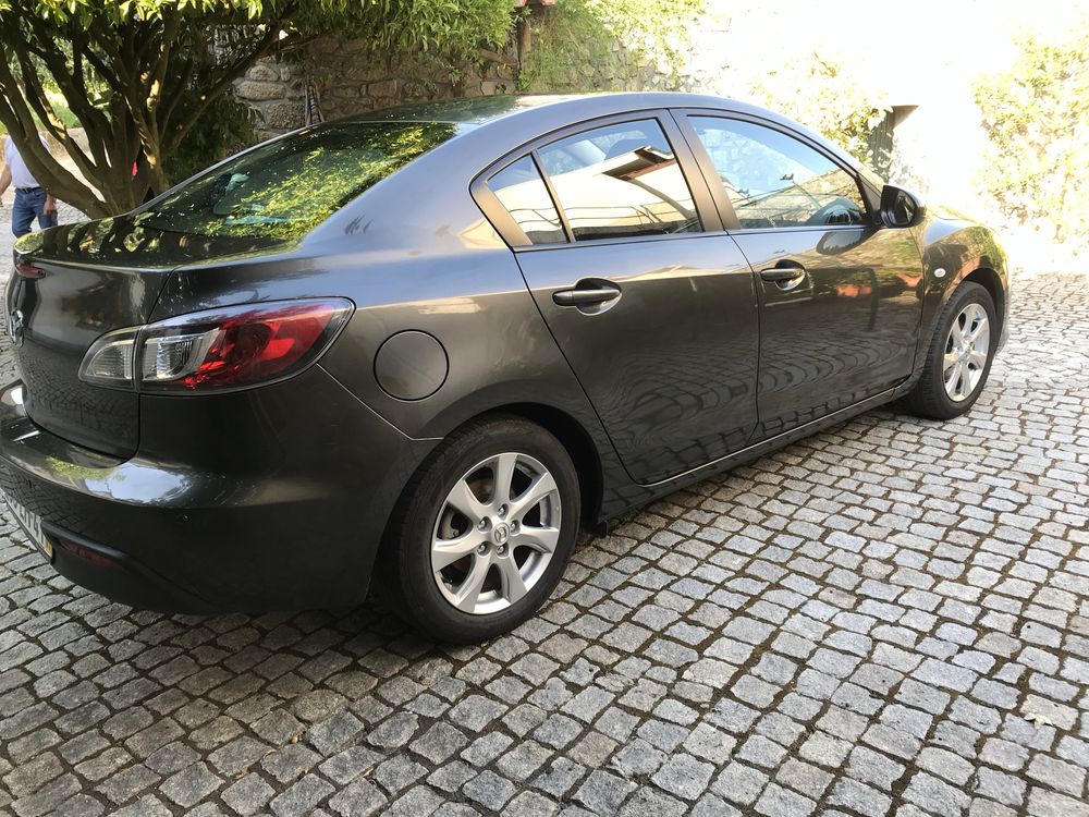 Mazda 3 , de 2011