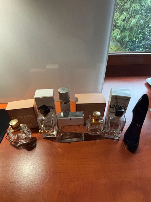 Komplet ORYGINALNYCH flakonów po perfumach