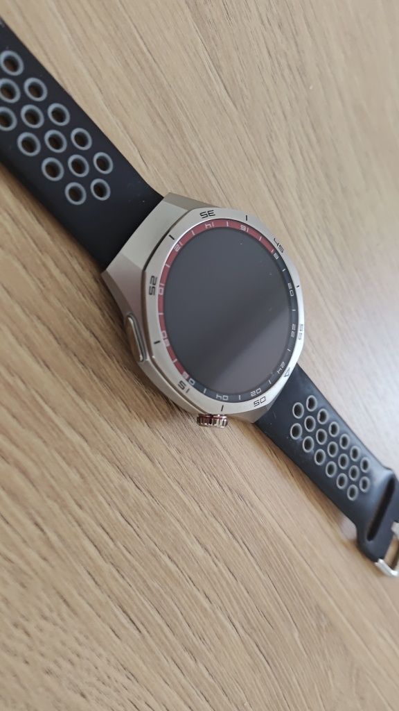 Prawie nowy Huawei Watch GT 5 pro tytanowy elite