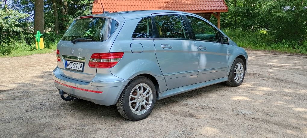 Mercedes B klasa W245. 2006 rok