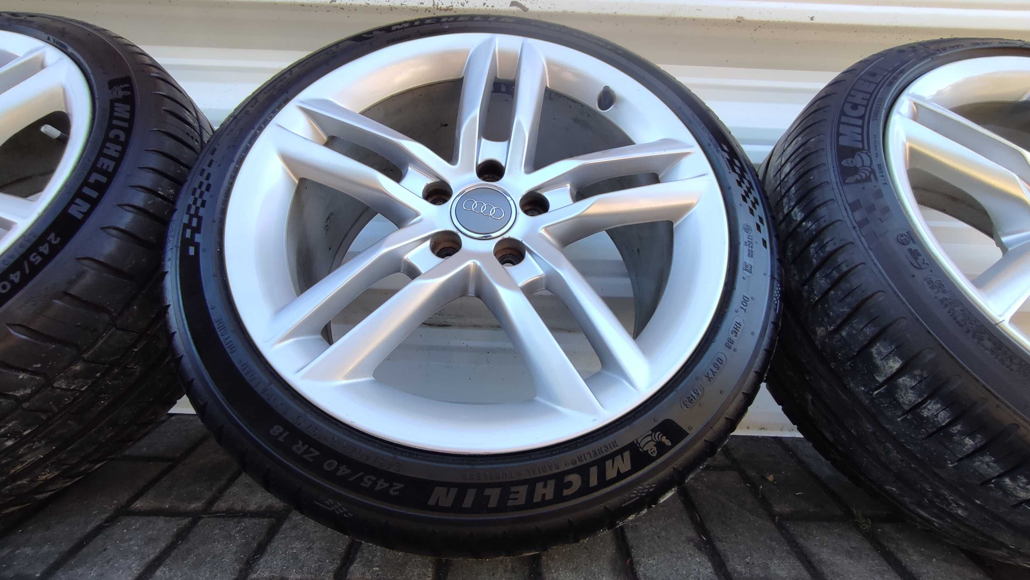 18/9J AUDI S4 A6 C6 C7 SEAT GOLF B7 A4 TT B6 Michelin 245/40R18 S-Line