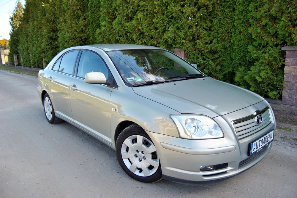 Toyota Avensis liftback 1.8 Benzyna 159 Tyś Przebiegu Zdrowy Avesis Nie Skorodowany