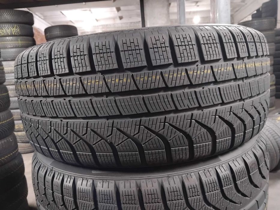 Шини бу 245/45 R18 Pirelli P Zero Пара Зима