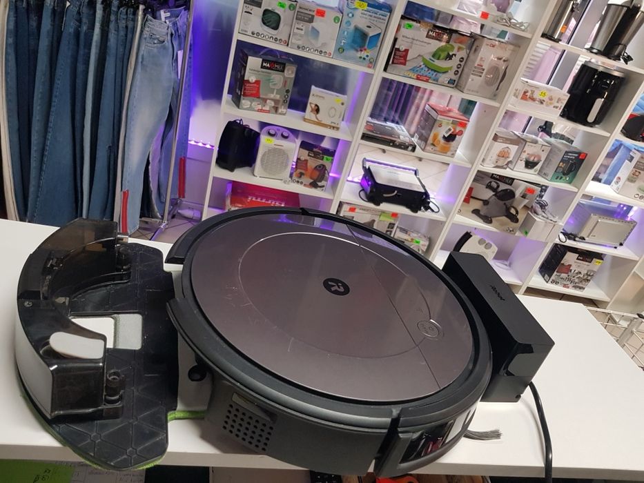 Robot sprzątający  iRobot Roomba Combo Essential.
