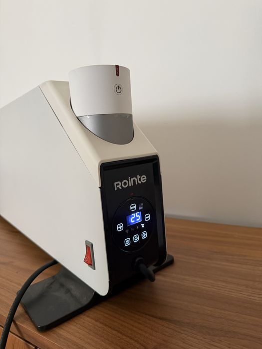 Aquecedor Rointe com humidificador