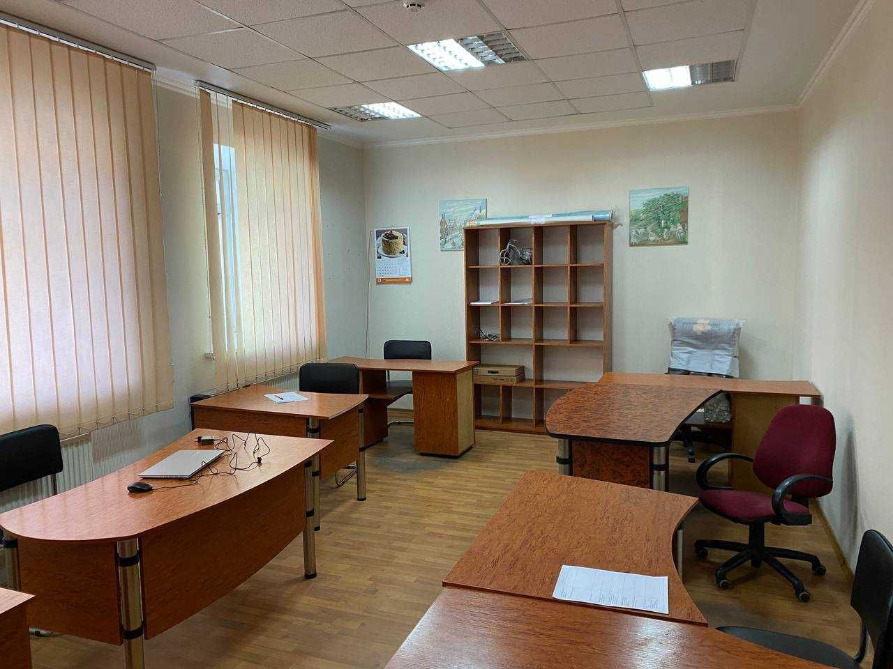 Представительный офис в Центре Шнерсона-пр.Центральный 130м 25000грн
