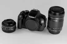 Na sprzedaż aparat CANON 600D i dwa obiektywy+ makro zestaw