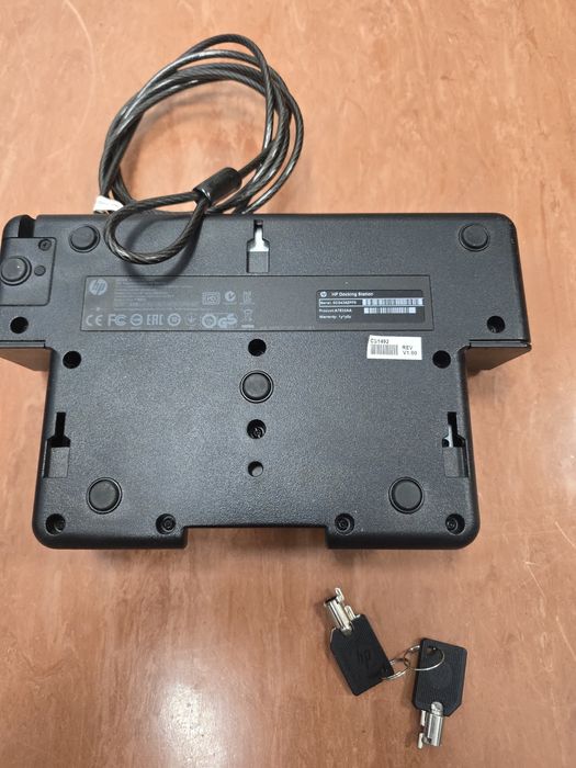 Stacja dokująca HP+zamek+linka