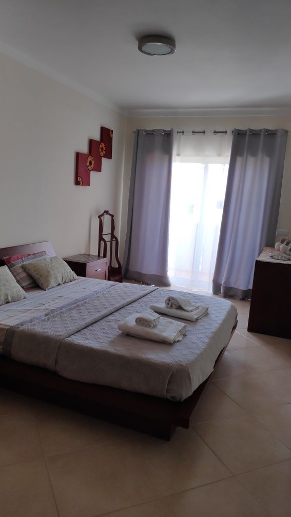 Apartamento Alvor/Portimão T3 Piscina e Wi-Fi