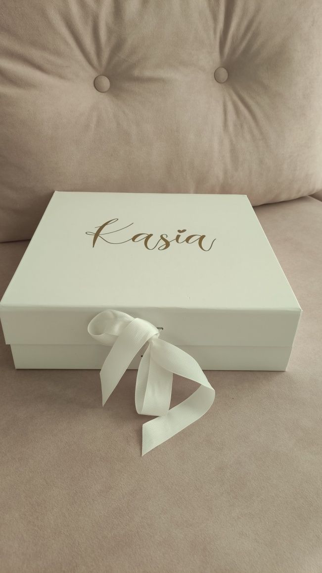 Pudełko dla świadkowej o imieniu Kasia