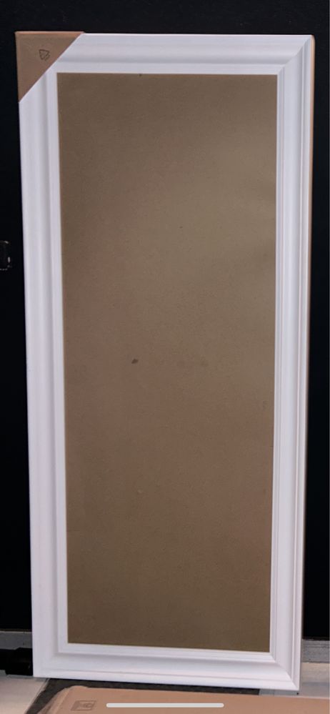 Moldura nova de grande dimensao