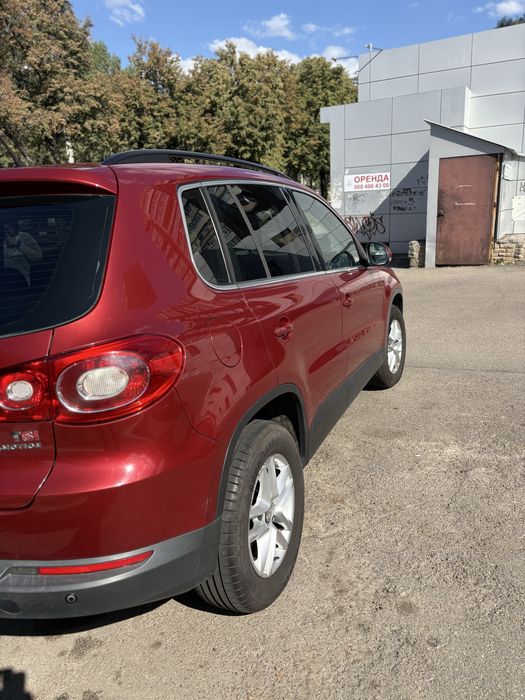 Продам Volkswagen Tiguan 2010