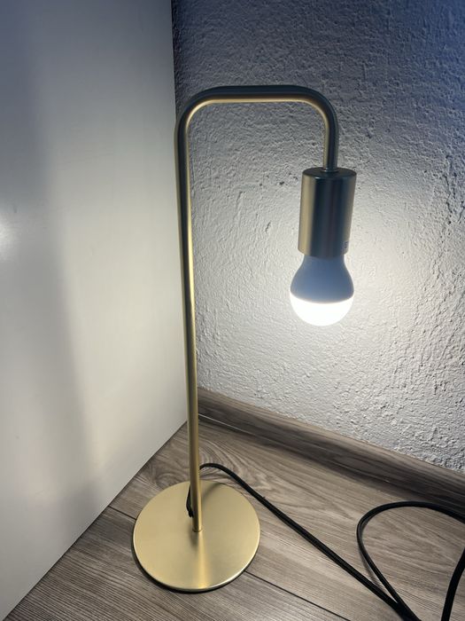 Lampka biurkowa metalowa, złota, E27 50cm.