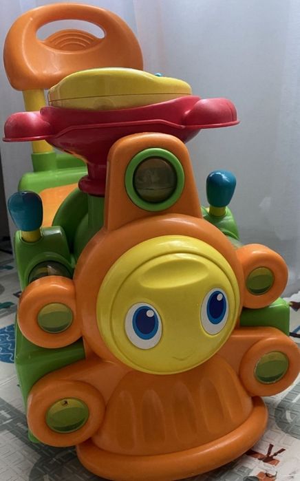 Продам машинку толкар