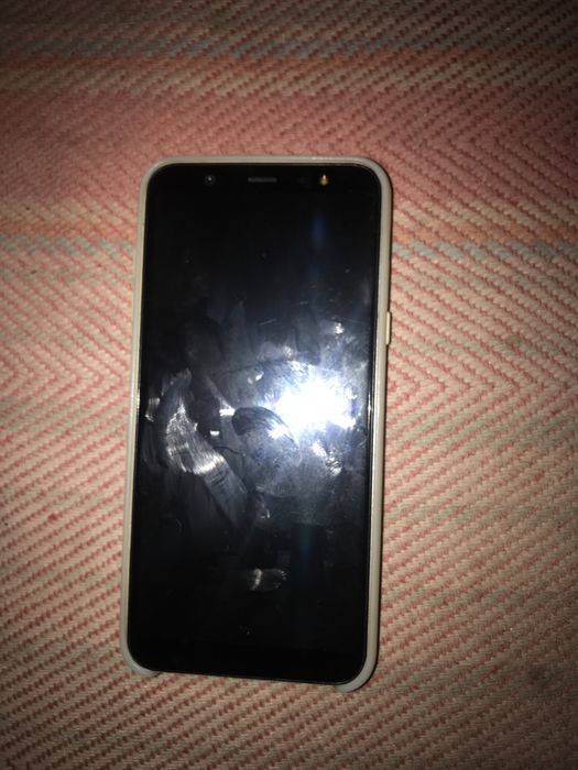 Продам Samsung A 600 +