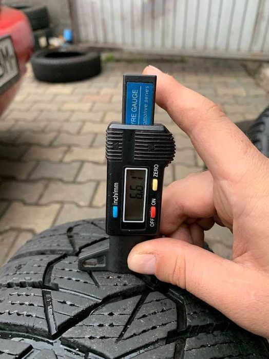 шини скати колеса 175 65 14 Dunlop 6.5 mm 2019 p 2 шт зима