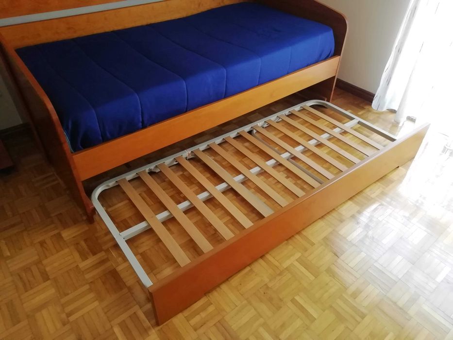Mobília de Quarto Solteiro (Semi-nova)