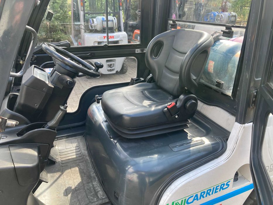 Wózek Widłowy Nissan Unicarriers 3500kg 2017R Pełna kabina ogrzewanie