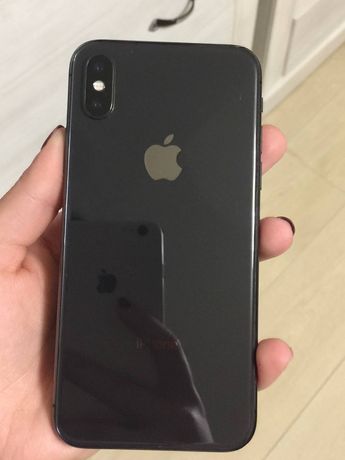 iPhone x(10) на 256