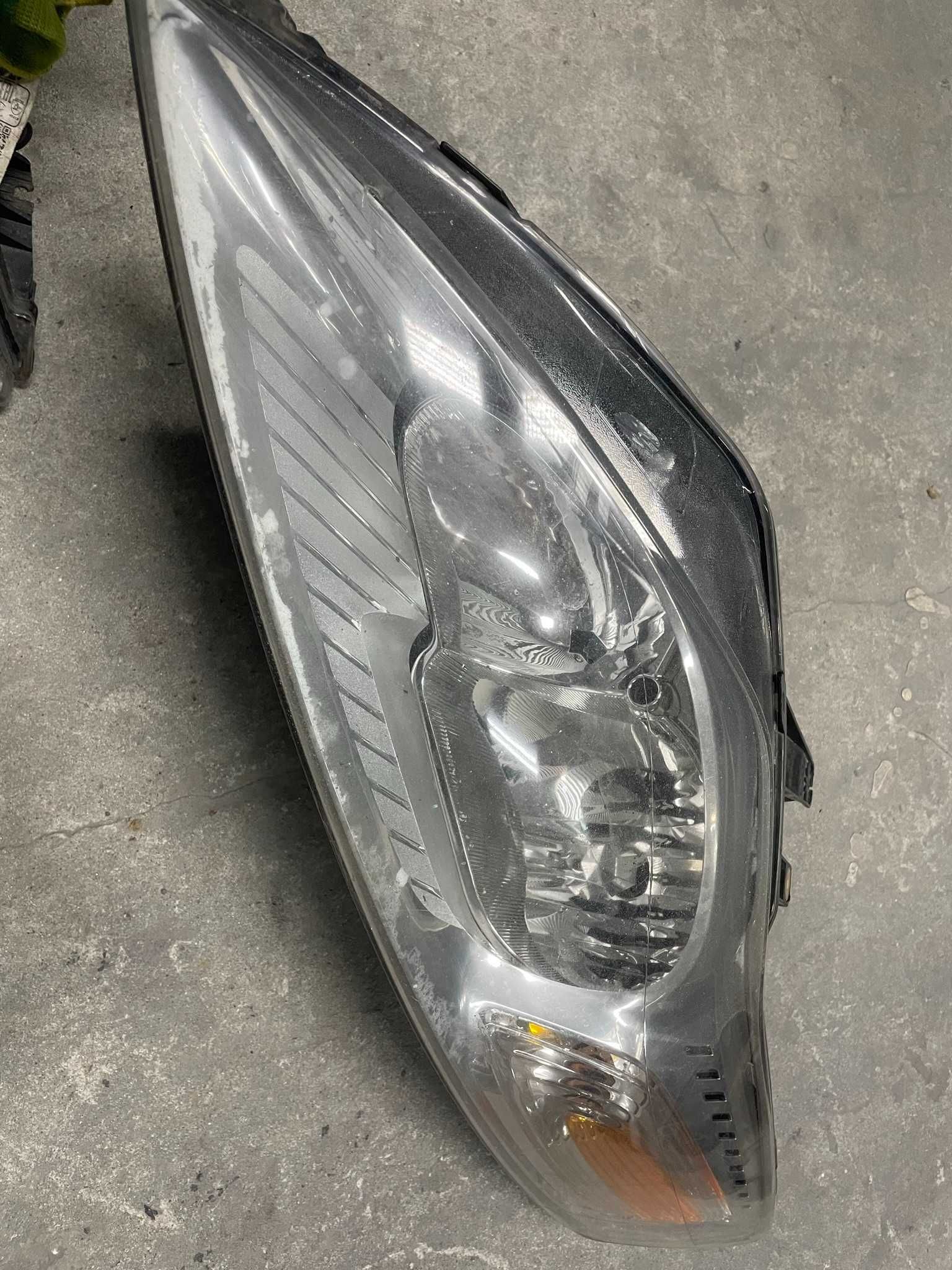 Ford Mondeo mk4 lampy przednie przód ang