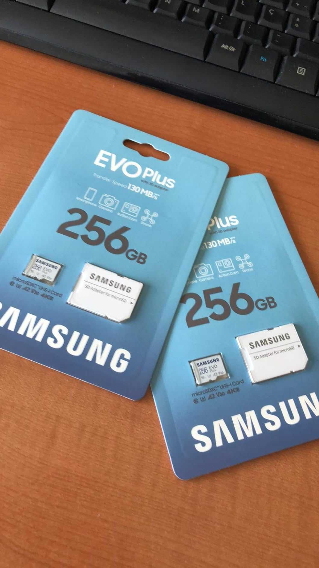 MicroSD Samsung EVO Plus 256 GB **NOVO**