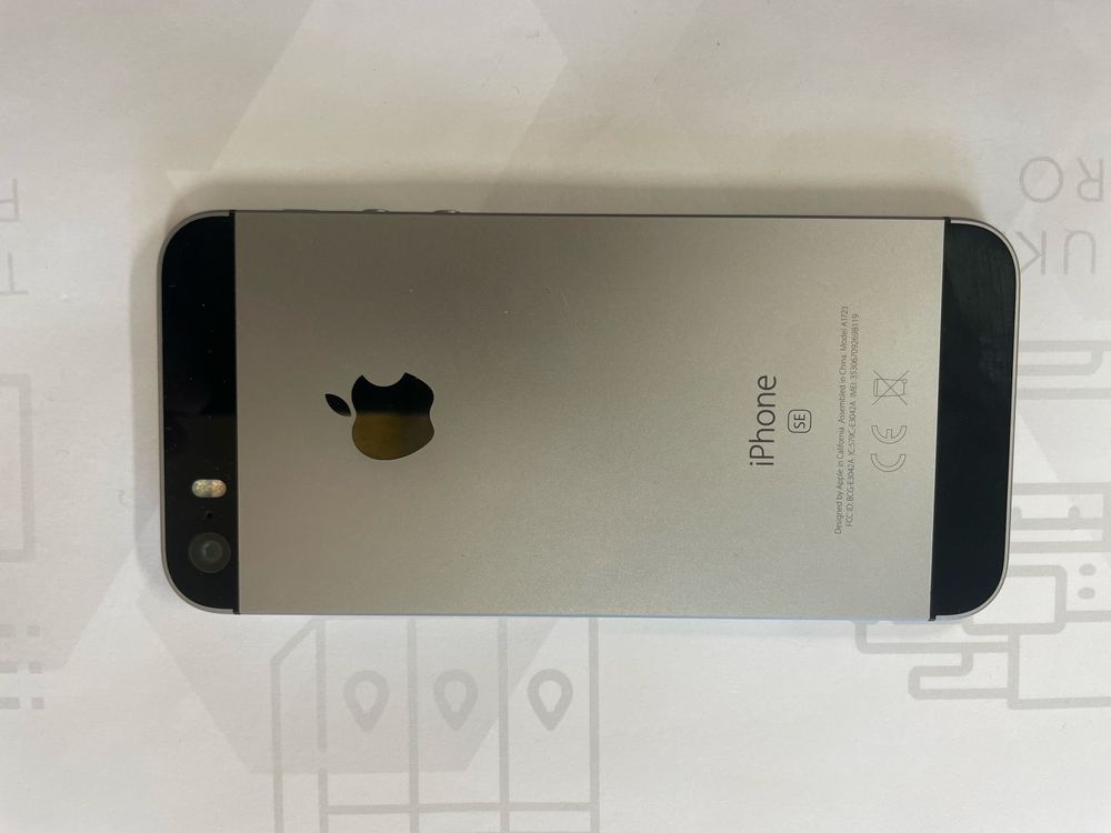 iPhone SE bez blokad