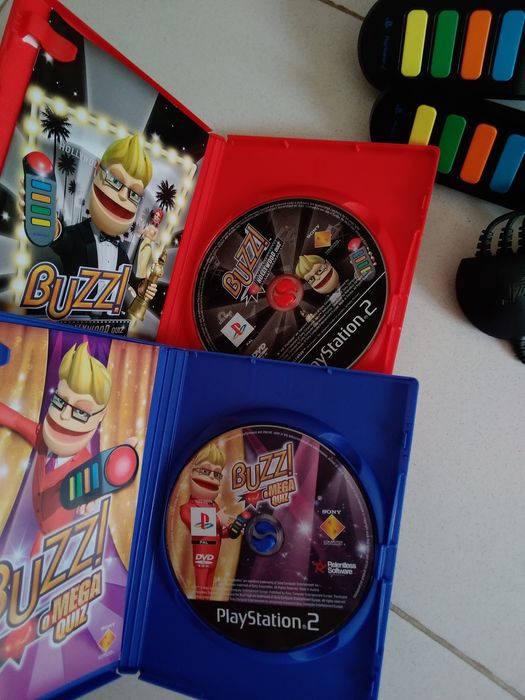 Para jogo Playstation 2: Comandos Buzz + Hollywood Quiz + Mega Quiz