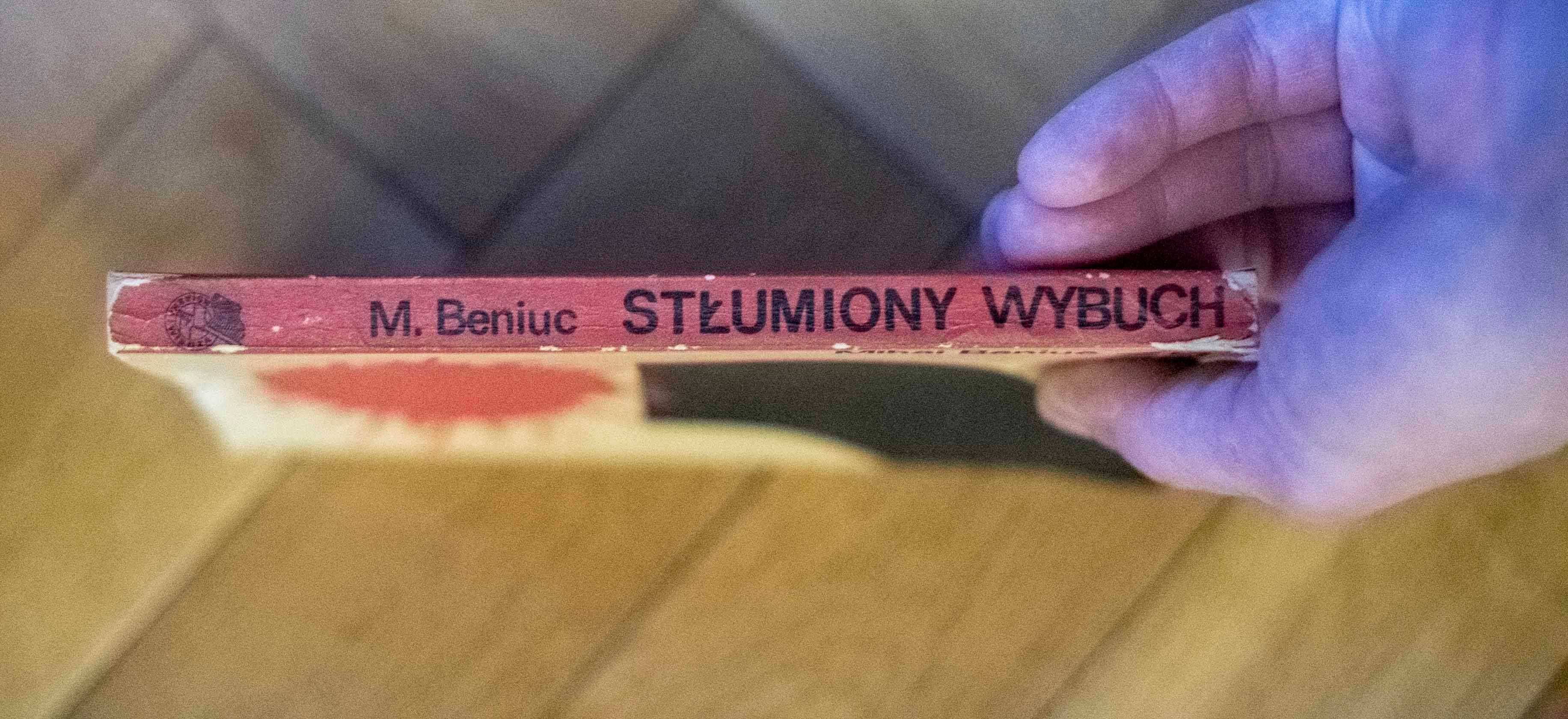 Mihai Beniuc STEUMIONY WYBUCH powieść kryminalna Książka i Wiedza 1974