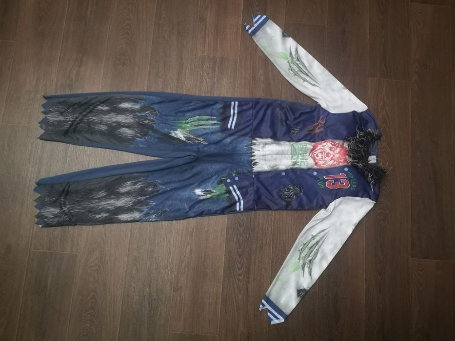 Карнавал маскарад костюм вовкулака перевертень 11 12 років хеловін хел